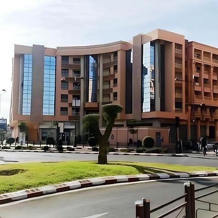 C-Appartement De Luxe Plein Centre De Gueliz Avec Piscine Parking Wifi Netflix Marrakesh Luaran gambar