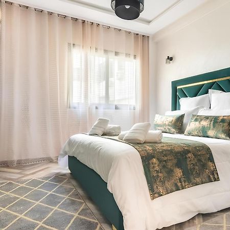 C-Appartement De Luxe Plein Centre De Gueliz Avec Piscine Parking Wifi Netflix Marrakesh Luaran gambar