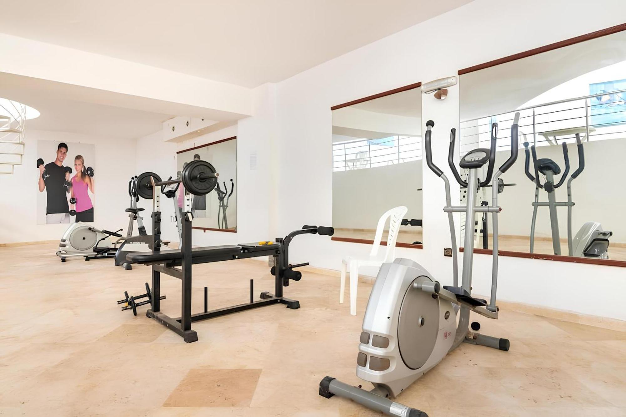 C-Appartement De Luxe Plein Centre De Gueliz Avec Piscine Parking Wifi Netflix Marrakesh Luaran gambar